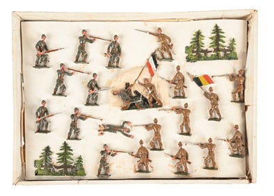 HEYDE WORLD WAR TOY SOLDIERS GERMAN VS FRENCH