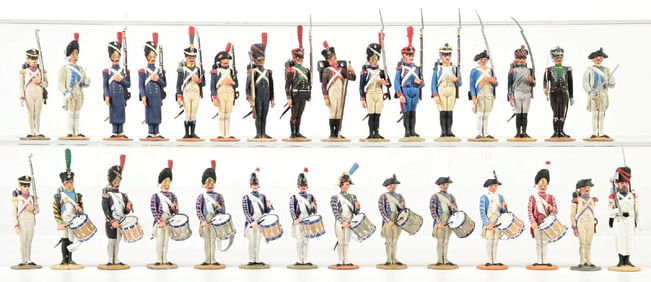 LARGE LOT OF METAYER TOY SOLDIERS