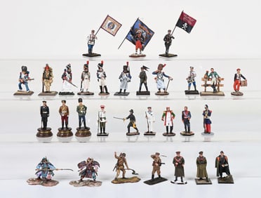 VARIOUS ASSORTED RUSSIAN MINIATURES, NAPOLEONIC THROUGH WORLD WARS
