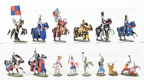 BANNERS FORWARD HERALDIC MINIATURE KNIGHTS