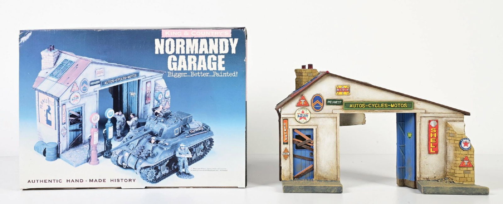 KING & COUNTRY NORMANDY GARAGE SPO51 IN ORIGINAL BOX: 1 piece. Condition: (Excellent). Dimensions: Box: 15" x 10 - 1/2" x 10 - 1/2".