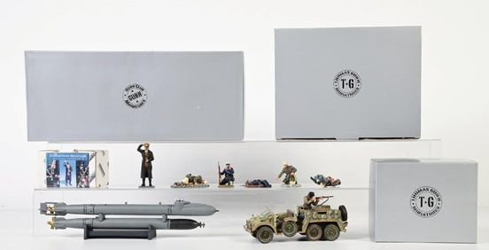 LOT OF 4: THOMAS GUNN FIGURES IN ORIGINAL BOXES