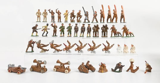 LARGE LOT OF TOY SOLDIERS