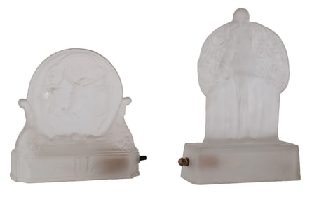 A PAIR OF FROSTED CRYSTAL GLASS LAMPS