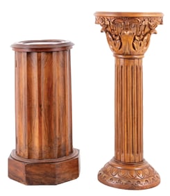 PAIR OF PEDESTAL DISPLAY STANDS