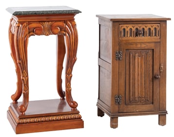 PAIR OF WOODEN DISPLAY STANDS