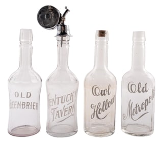 COLLECTION OF 4 VINTAGE CLEAR ALCOHOL BOTTLES WITH PRICE TOPPERS