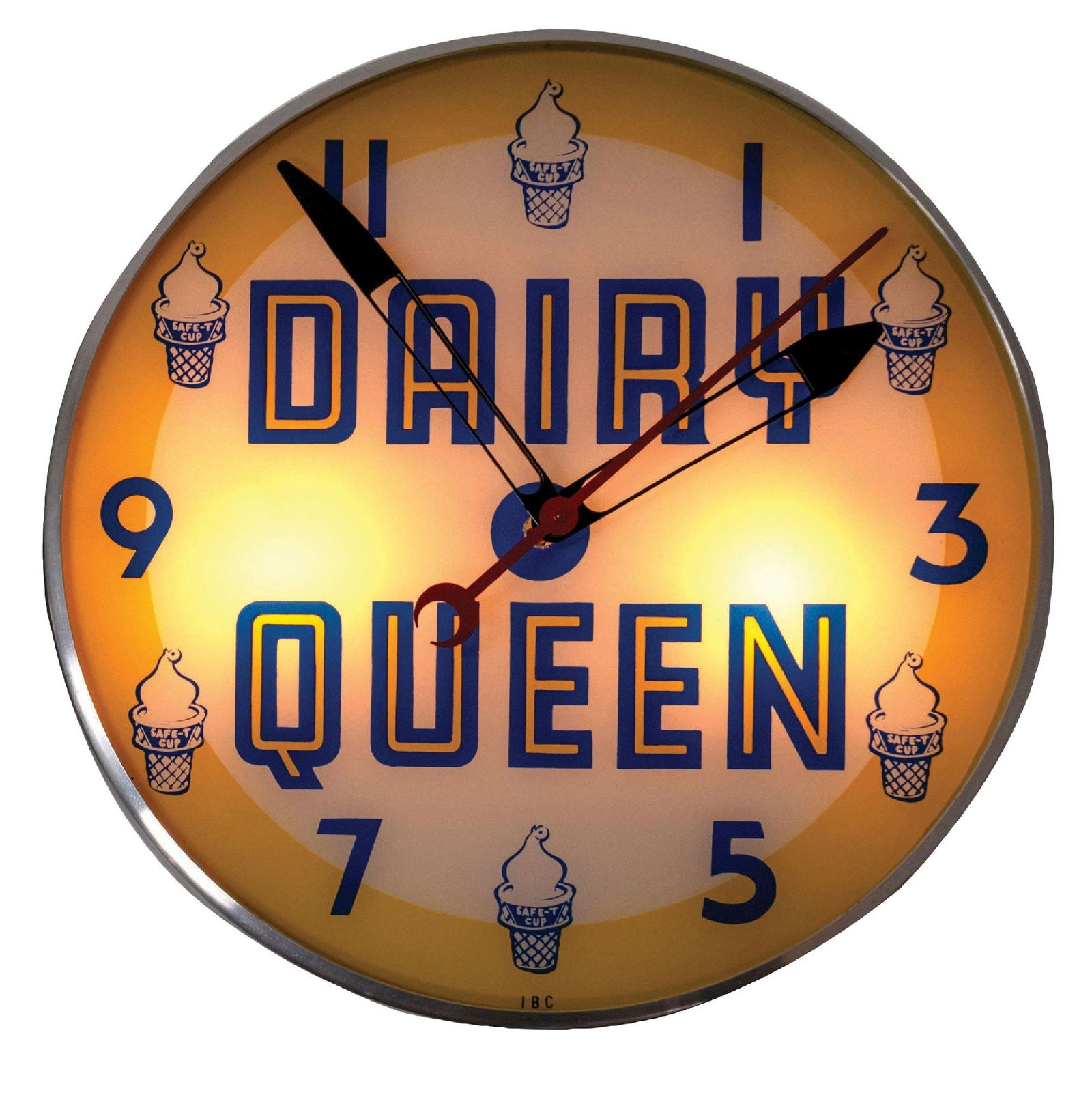 LIGHT-UP DAIRY QUEEN BUBBLE CLOCK (1 of 3)