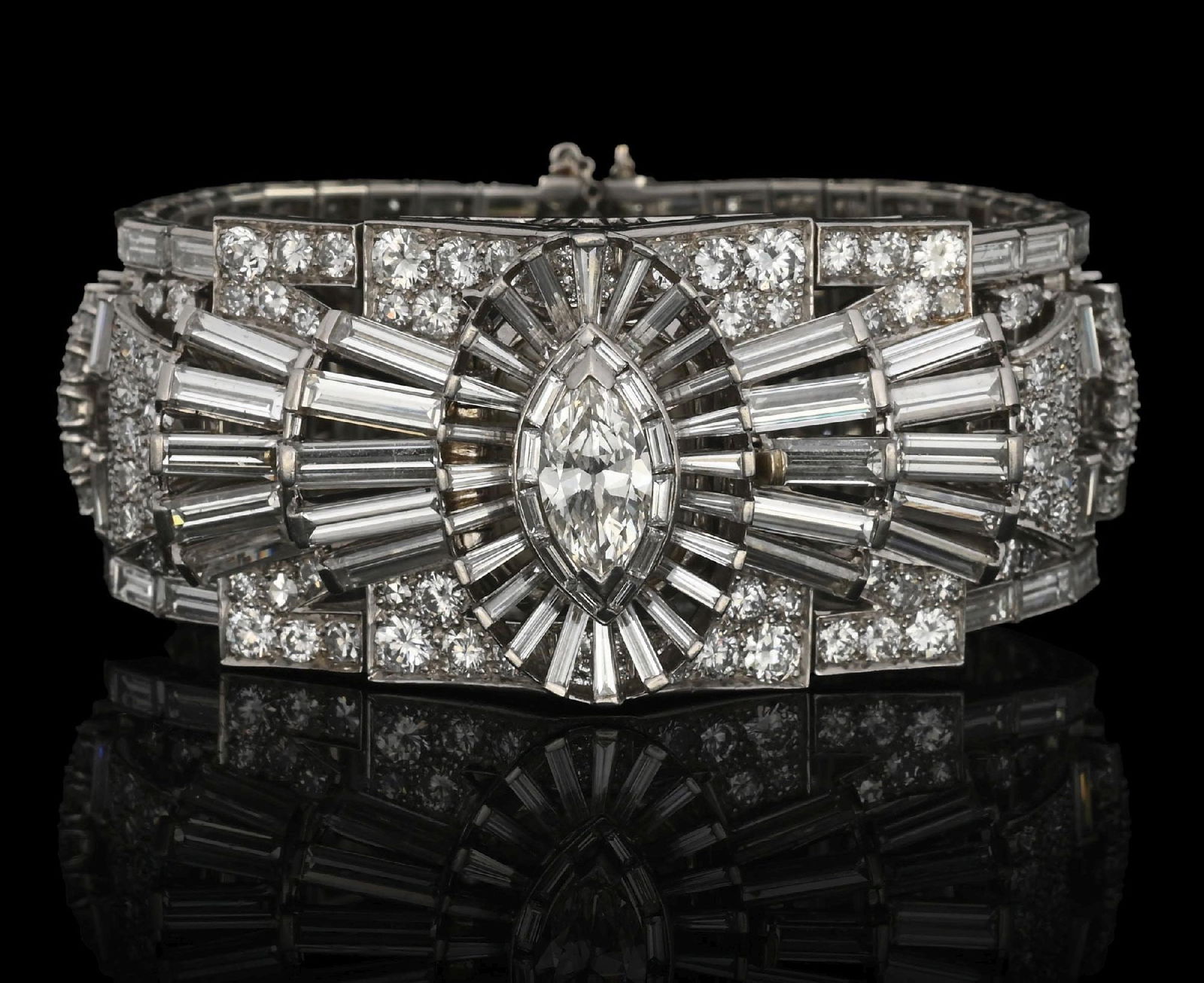 LADIES' 1950 PATEK PHILIPPE DIAMOND WATCH/BRACELET W/ HINGED COVER (1 of 14)