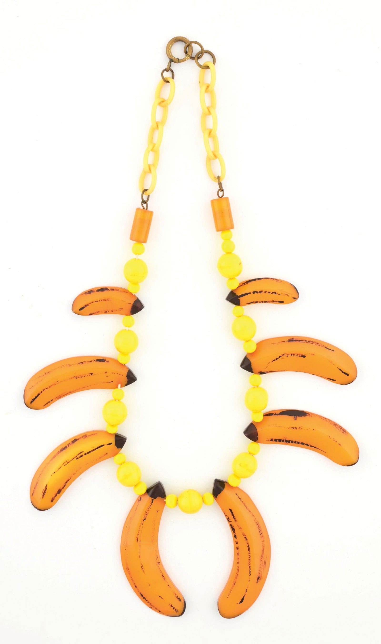 BAKELITE BANANA NECKLACE (1 of 2)