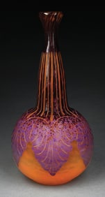 LE VERRE CAMEO GLASS VASE