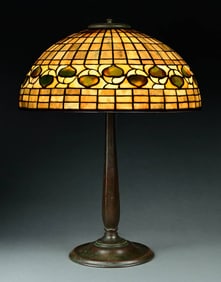 TIFFANY STUDIOS ACORN LEADED GLASS TABLE LAMP