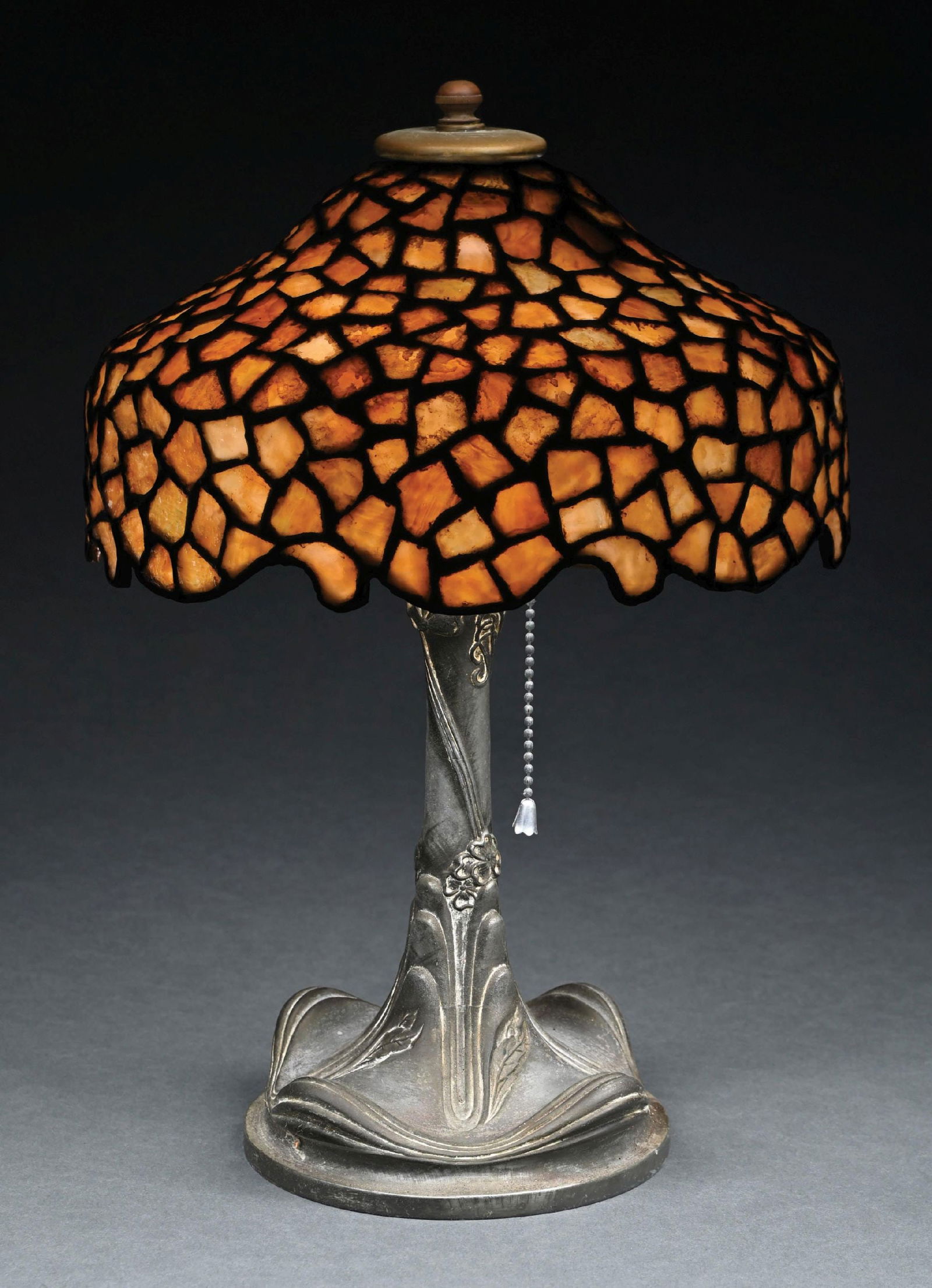 PHILLIP SEMMER LEADED GLASS BOUDOIR LAMP (1 of 7)