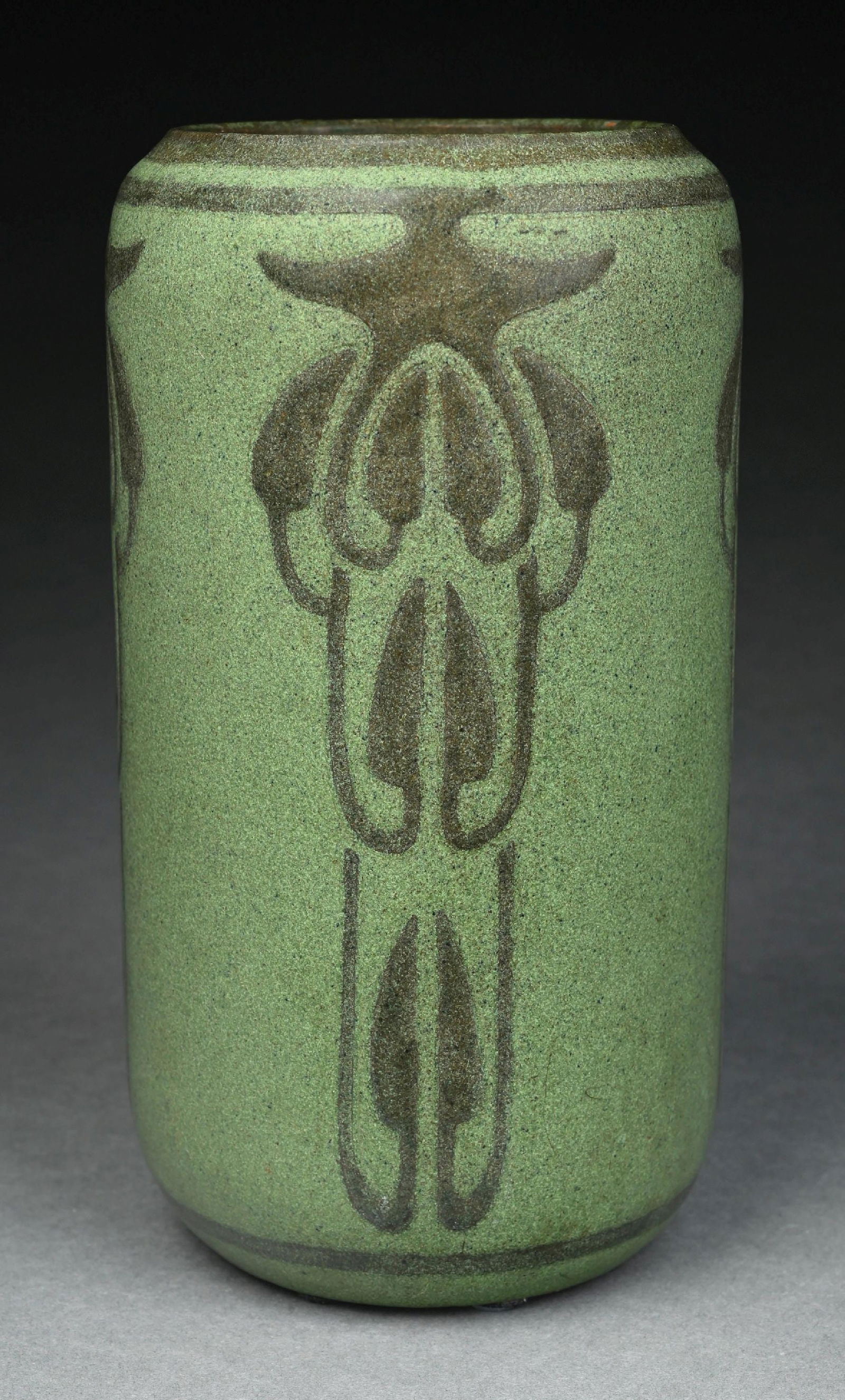 ANTIQUE GREEN MARBLEHEAD VASE (1 of 6)