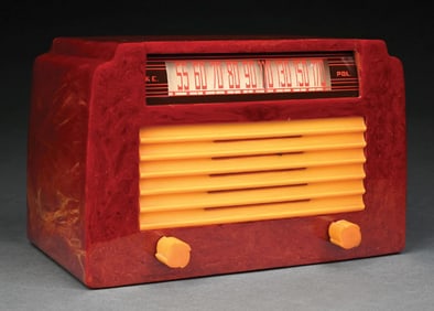 DEWALD A-502 STEP-TOP CATALIN RADIO IN OXBLOOD RED AND BUTTERSCOTCH