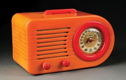 FADA BULLET BUTTERSCOTCH AND RED RADIO