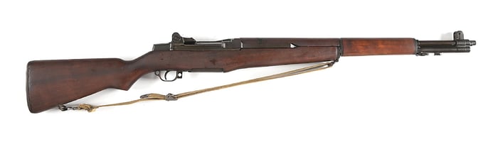 (C) WWII CORRECT SPRINGFIELD ARMORY M1 GARAND SEMI-AUTOMATIC RIFLE.