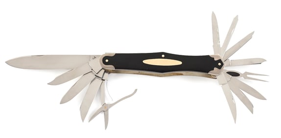 LARGE EUGENE SHADLEY 13-BLADE GENTLEMAN'S HUNTING KNIFE.