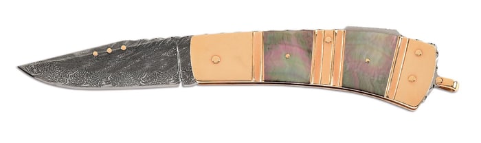 KAJ EMBRETSEN DAMASCUS AND ROSE GOLD LOCKBACK FOLDER.