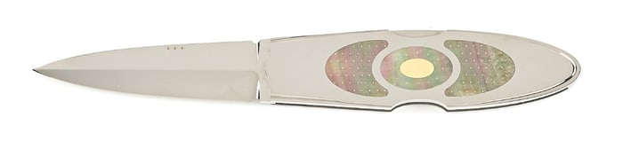 ANTONIO FOGARIZZU CUSTOM BLACK LIP TAHITIAN PEARL AND 18K GOLD LOCKBACK DAGGER.