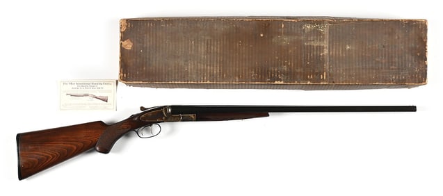 (C) OUTSTANDING L.C. SMITH FWE FIELD GRADE SIDE BY SIDE 20 GAUGE SHOTGUN WITH AN ORIGINAL BOX.
