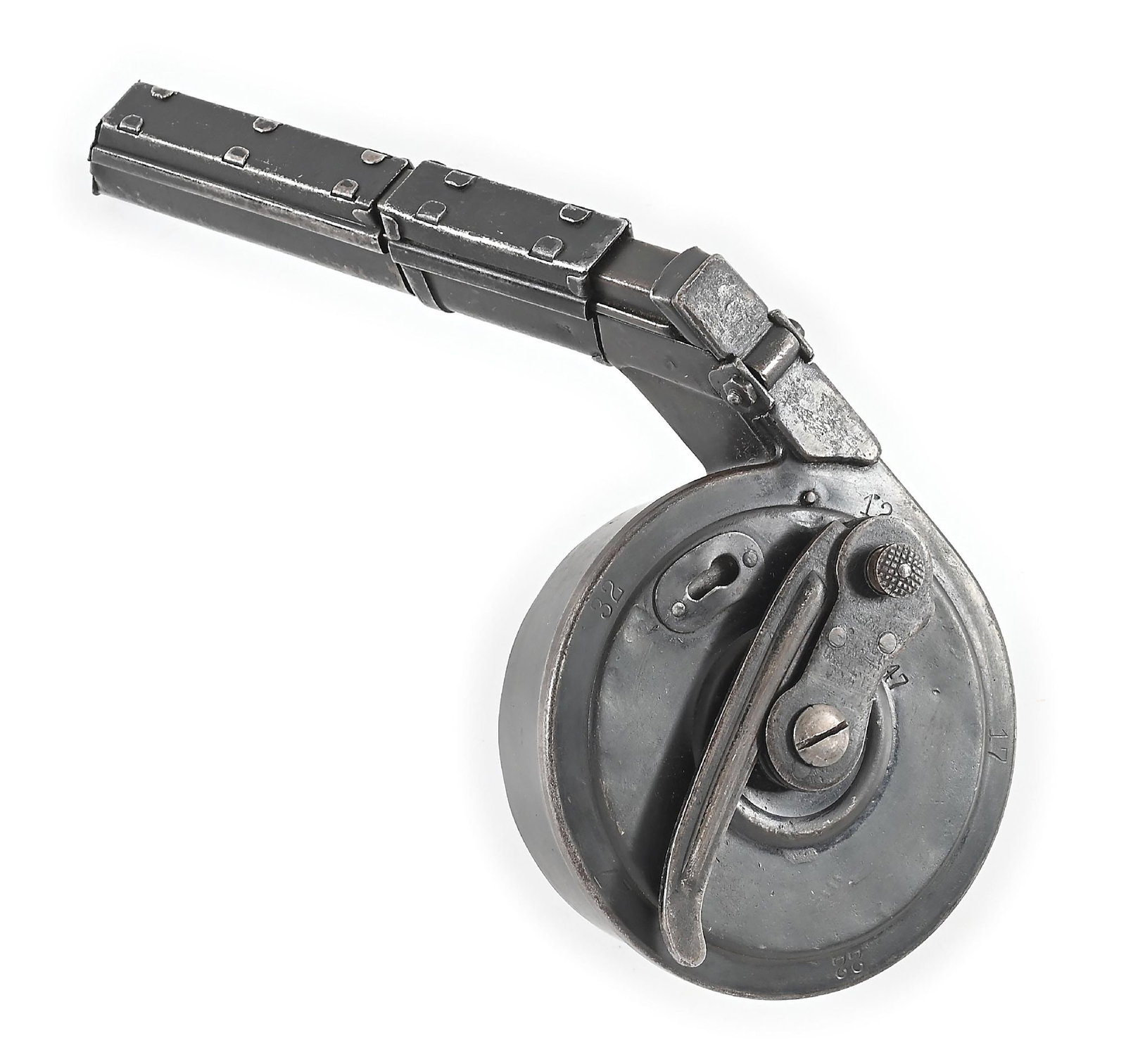 LUGER SNAIL DRUM MAGAZINE.: 2nd model luger snail drum magazine with a dust cover and an MP-18 adapter. Functions correctly. CONDITION: This magazine retains the vast majority of the original finish. Very good condition.