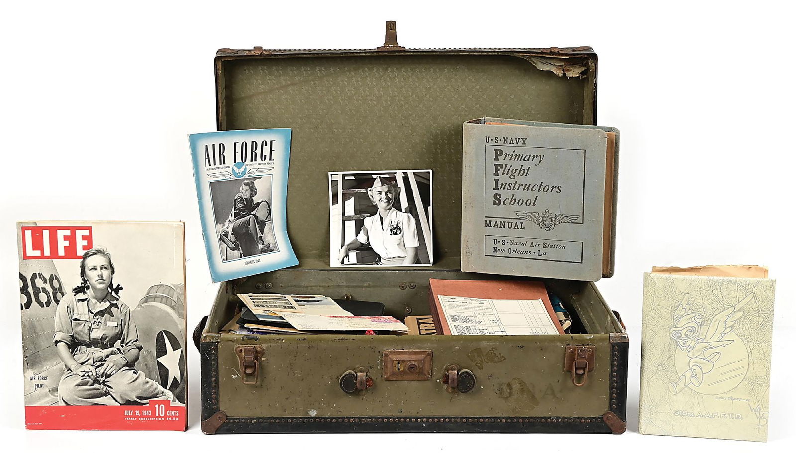 FOOTLOCKER ARCHIVE OF WASP PILOT ANNE A. MCCLELLAN. (1 of 4)