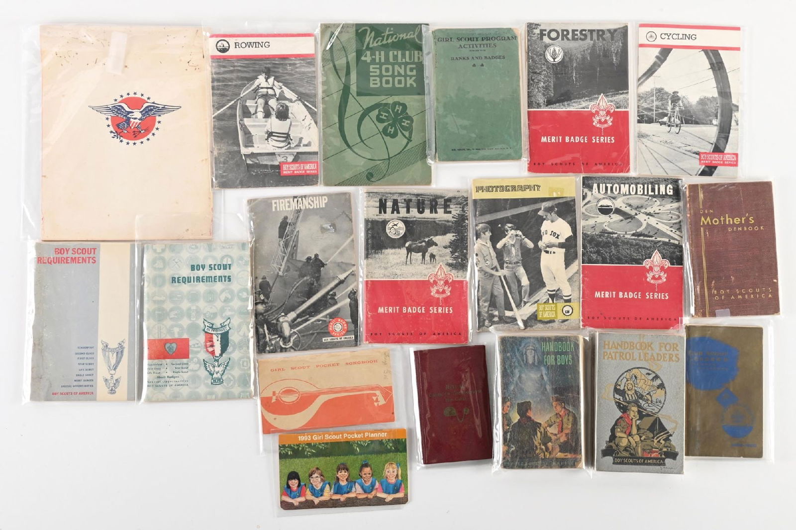 LARGE LOT OF: VARIOUS 4-H AND SCOUTING BOOKS (1 of 2)