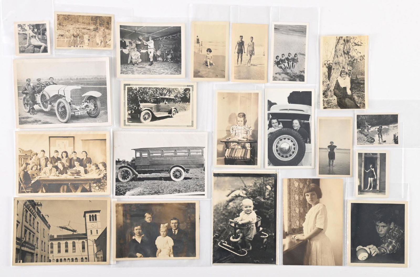 LARGE LOT OF: VINTAGE MISCELLANEOUS BLACK & WHITE PHOTOS (1 of 2)