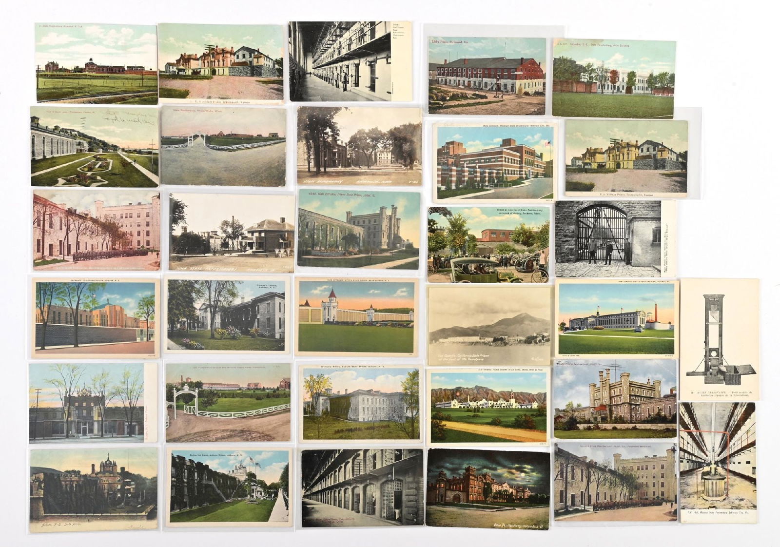 LARGE LOT OF: VARIOUS VINTAGE PRISONS POSTCARDS: LARGE LOT OF: VARIOUS VINTAGE PRISONS POSTCARDS Condition: (Excellent) Dimensions: Largest: 5 - 1/2" x 3 - 1/2".