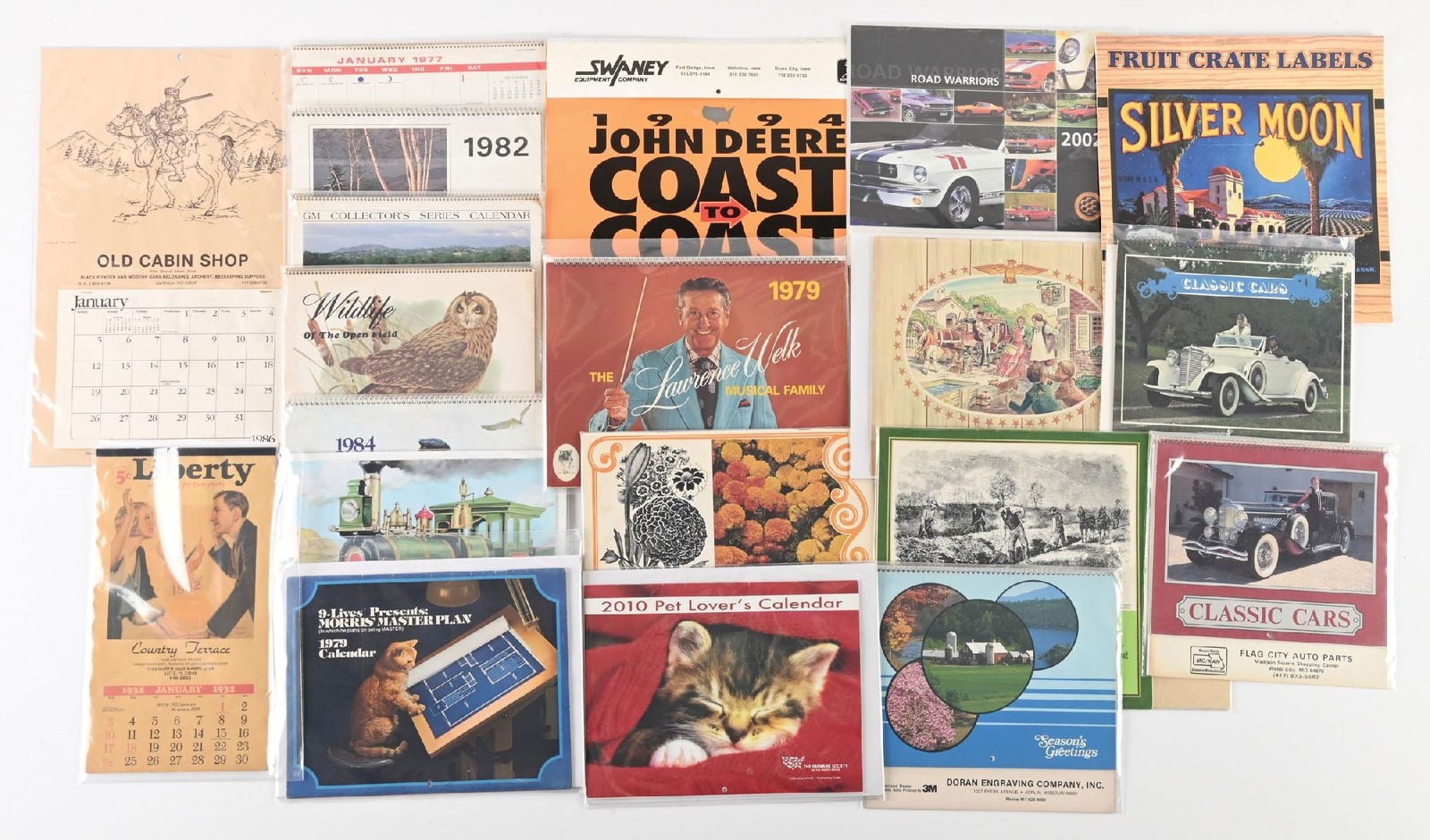 LARGE LOT OF: VARIOUS VINTAGE CALENDARS (1 of 1)