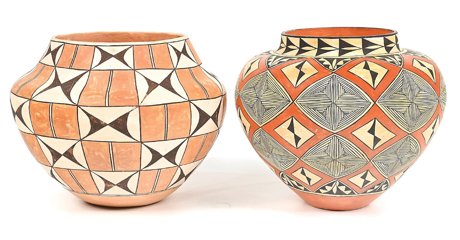 LOT OF 2: ACOMA (ÁAK’U) POTTERY ITEMS (1 of 6)
