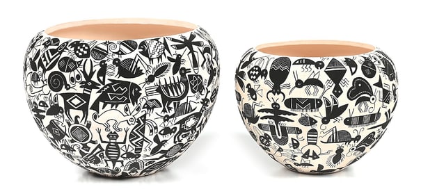 LOT 2: ACOMA (ÁAK'U) POTTERY JARS