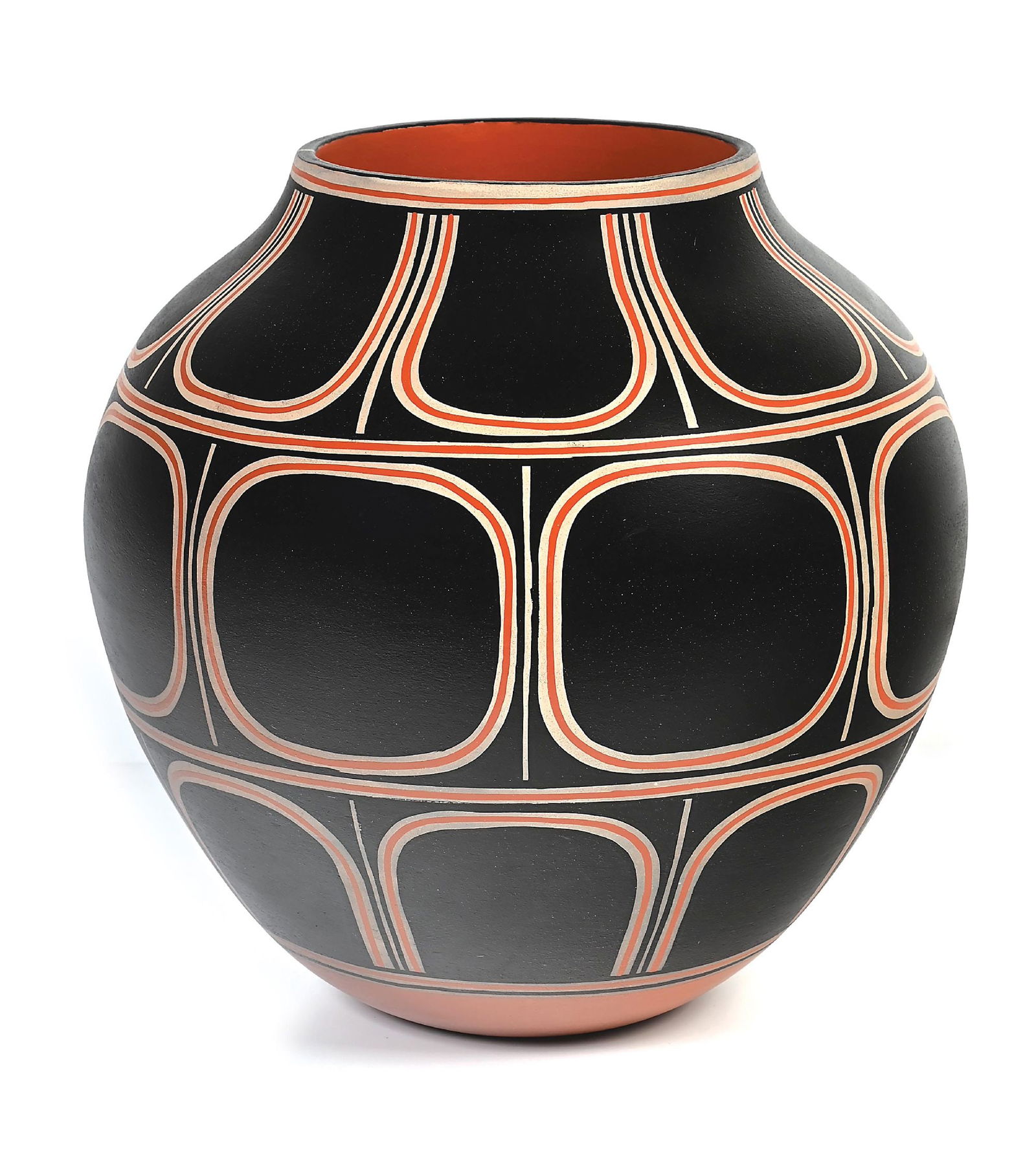 SANTO DOMINGO (KEWA) POTTERY OLLA (1 of 5)