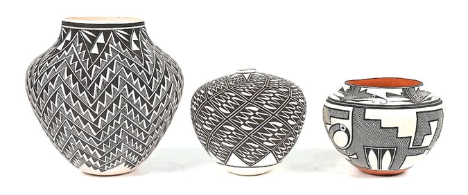 LOT OF 3: ACOMA (ÁAK'U) POTTERY ITEMS