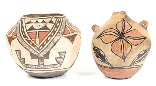 LOT OF 2: PUEBLO POTTERY ITEMS