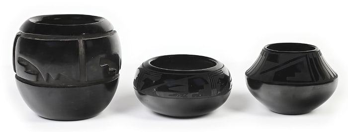 LOT OF 3: BLACKWARE POTTERY ITEMS