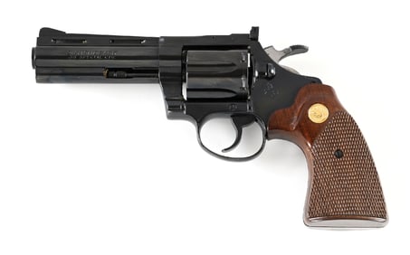 (M) COLT DIAMONDBACK DOUBLE ACTION REVOLVER (1977).