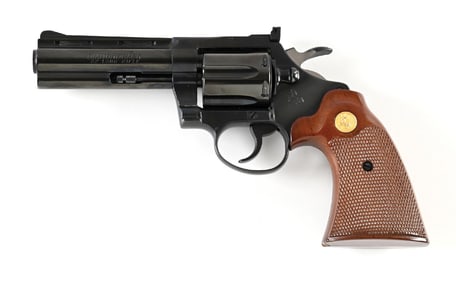 (M) COLT DIAMONDBACK .22 LR DOUBLE ACTION REVOLVER (1976).