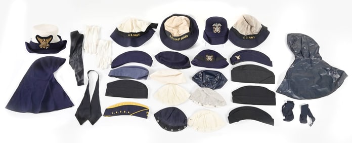 LOT OF US WWII WAVES AND SPARS HATS.