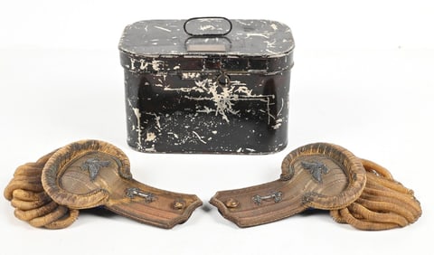 CASED WWI ERA US NAVY CAPTAIN'S EPAULETTE SET ATTRIBUTED TO REAR ADMIRAL EDWARD EVERETT HAYDEN.