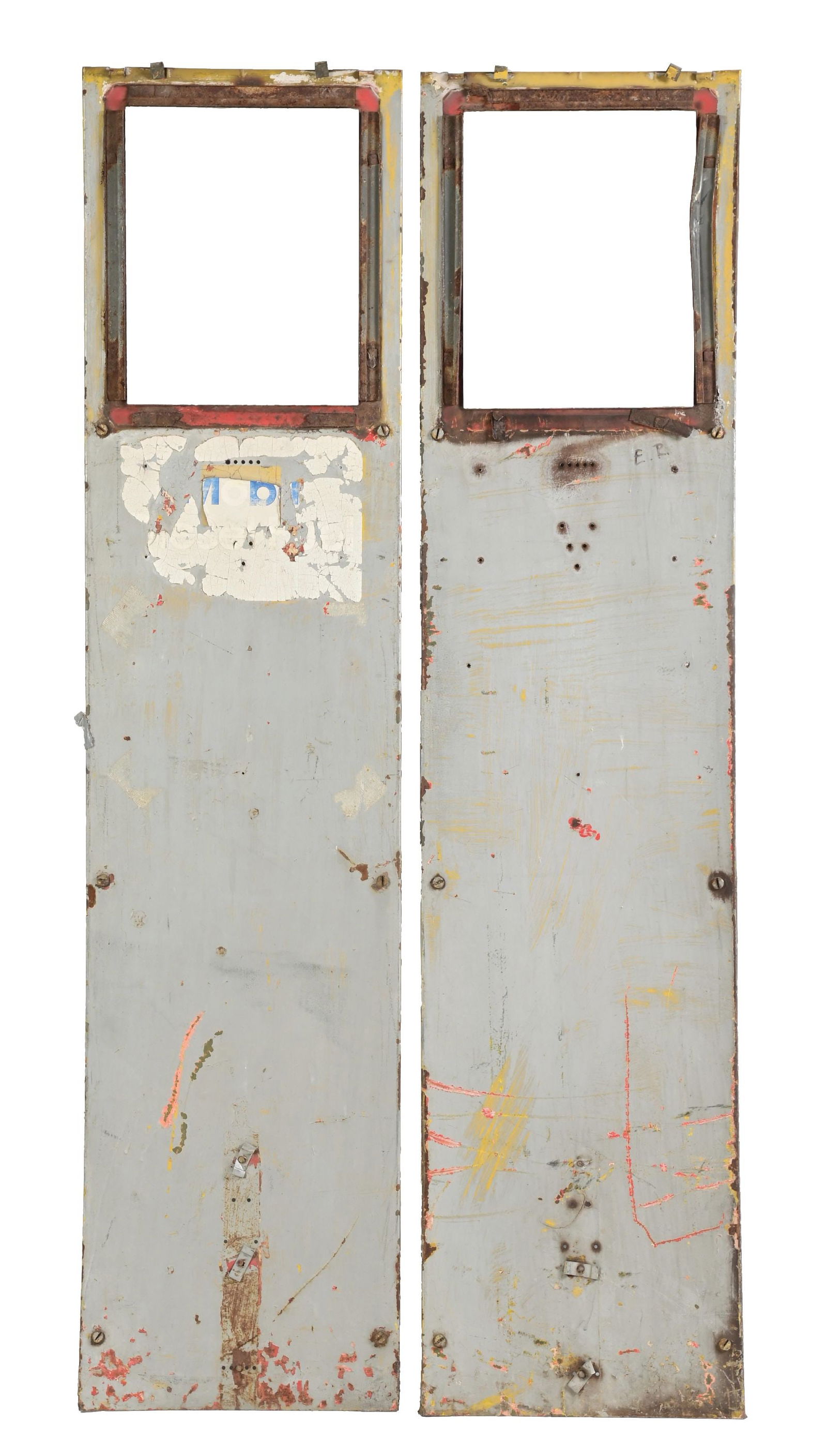 LARGE COLLECTION OF: VARIOUS GAS PUMP PARTS, DOORS, TRIM, PORCELAIN SIGNS. (1 of 2)