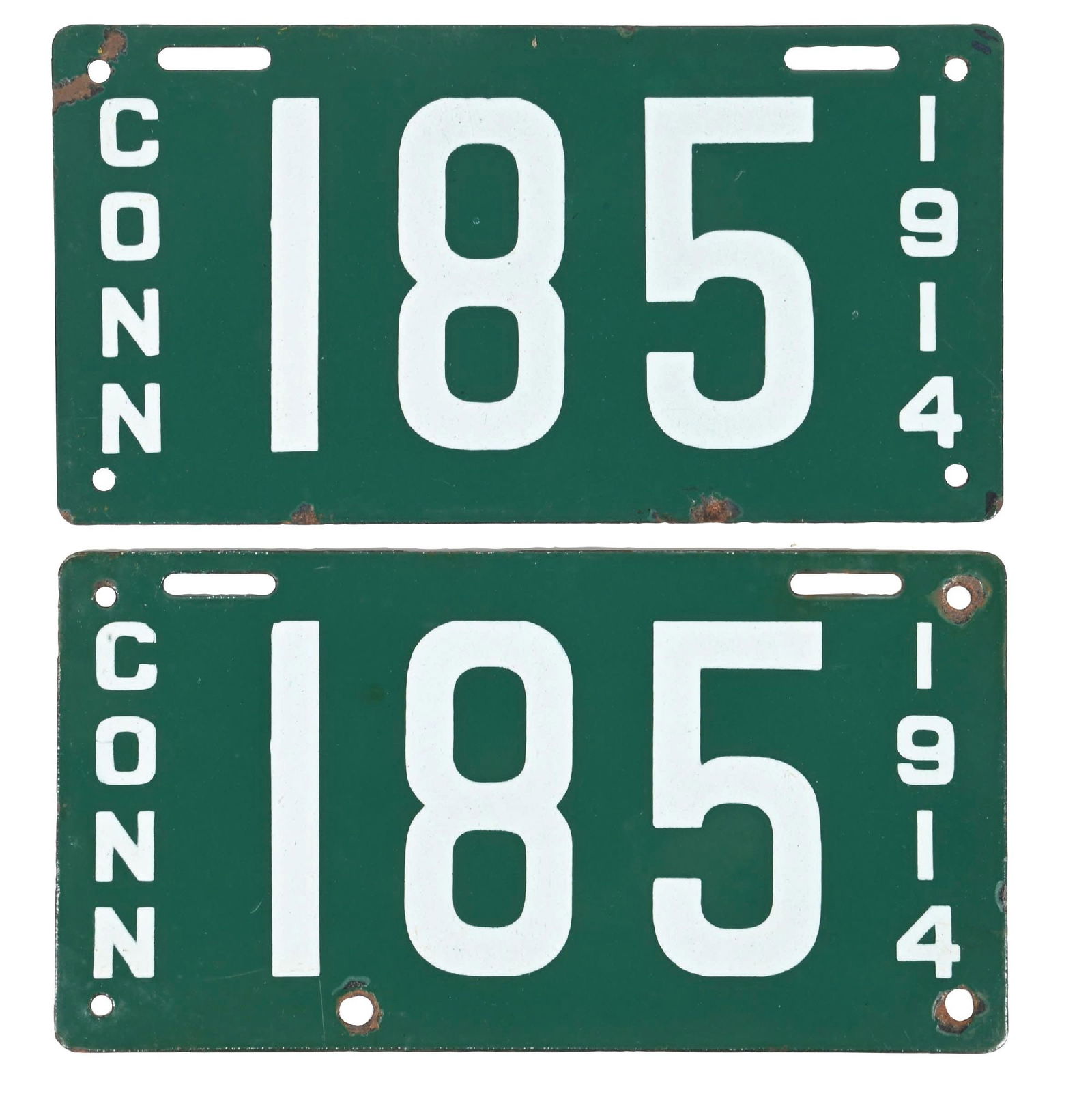 COLLECTION OF 2: CONN 185 1914 PORCELAIN LICENSE PLATES (1 of 2)