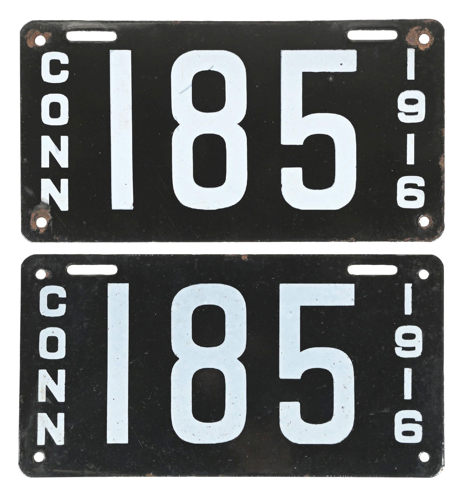 COLLECTION OF 2: CONNECTICUT 185 1916 PORCELAIN LICENSE PLATES (1 of 2)
