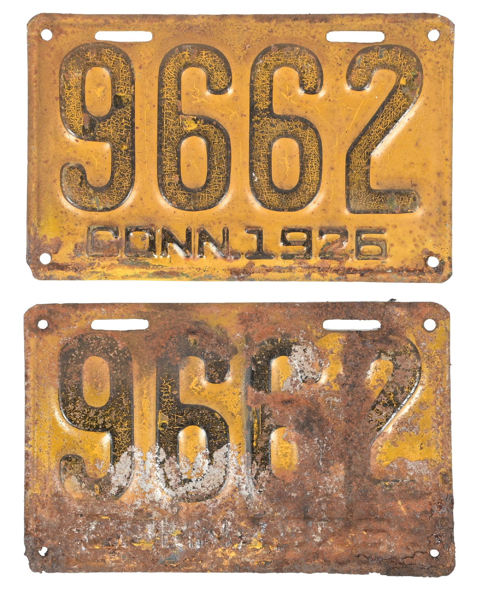 COLLECTION OF 2: 9662 CONN. 1926 EMBOSSED TIN LICENSE PLATES (1 of 2)