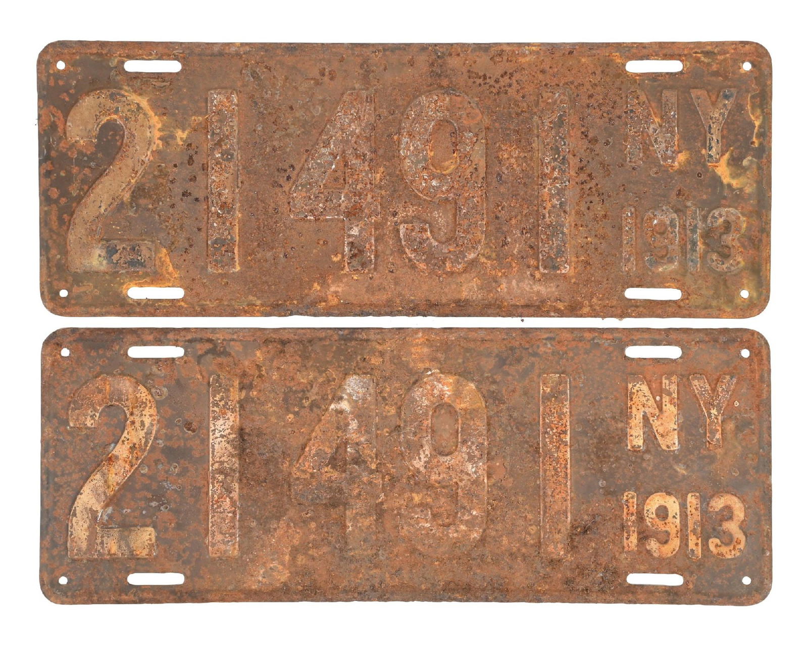 COLLECTION OF 2: 21491 N.Y. 1913 EMBOSSED TIN LICENSE PLATES (1 of 2)
