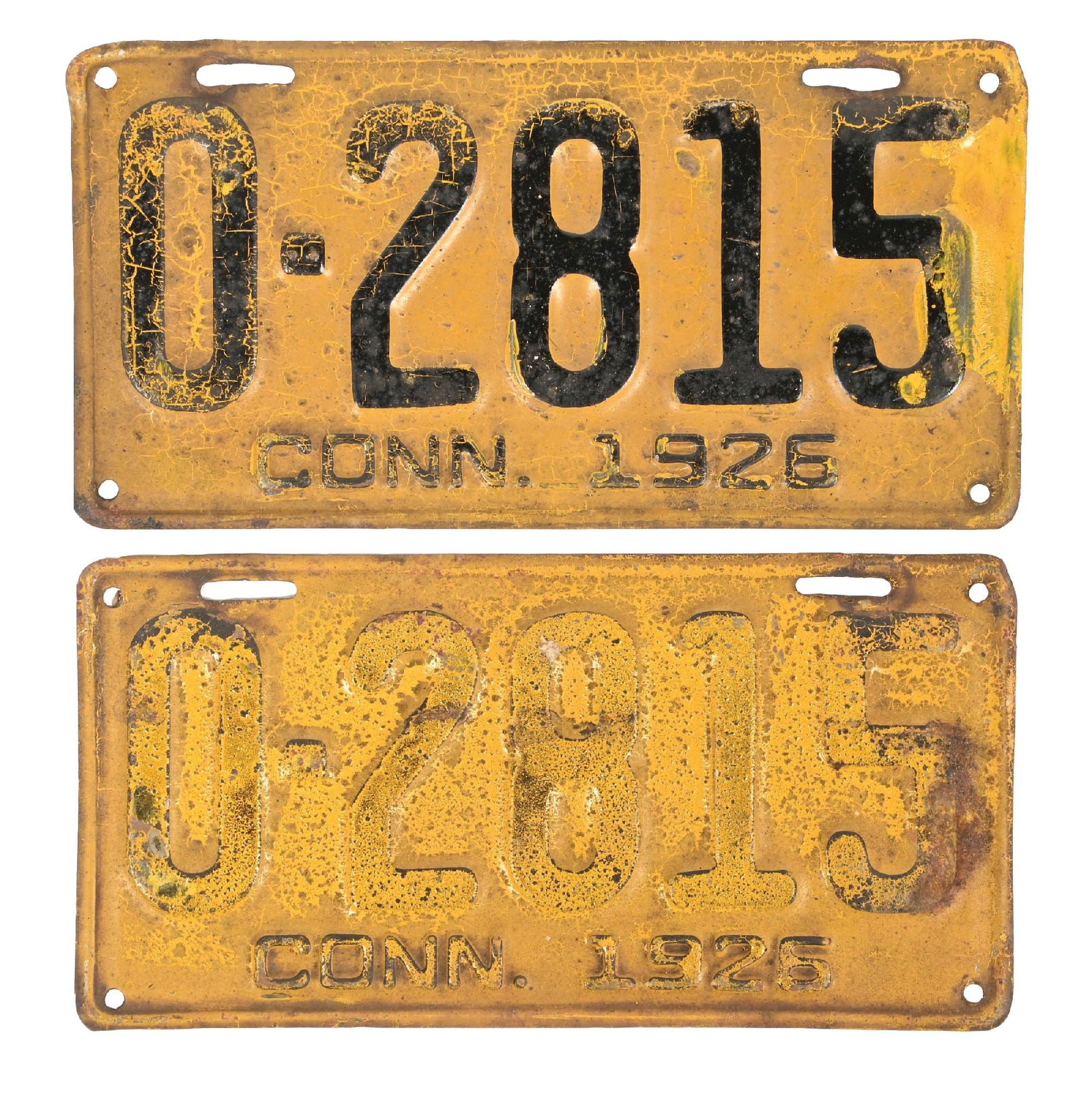 COLLECTION OF 2: 0-2815 CONN. 1926 EMBOSSED TIN LICENSE PLATES (1 of 2)