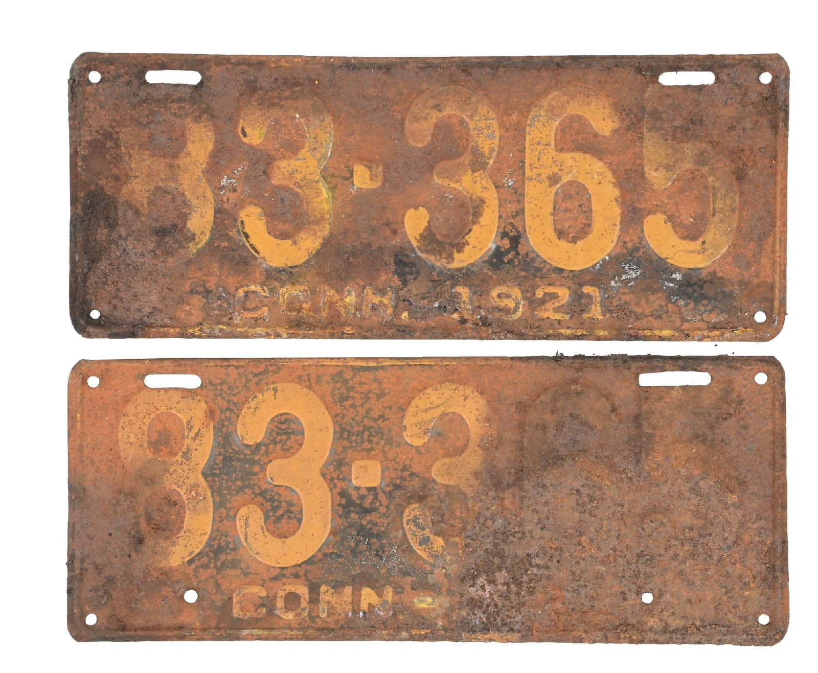 COLLECTION OF 2: 83-365 CONN. 1921 EMBOSSED TIN LICENSE PLATES (1 of 2)