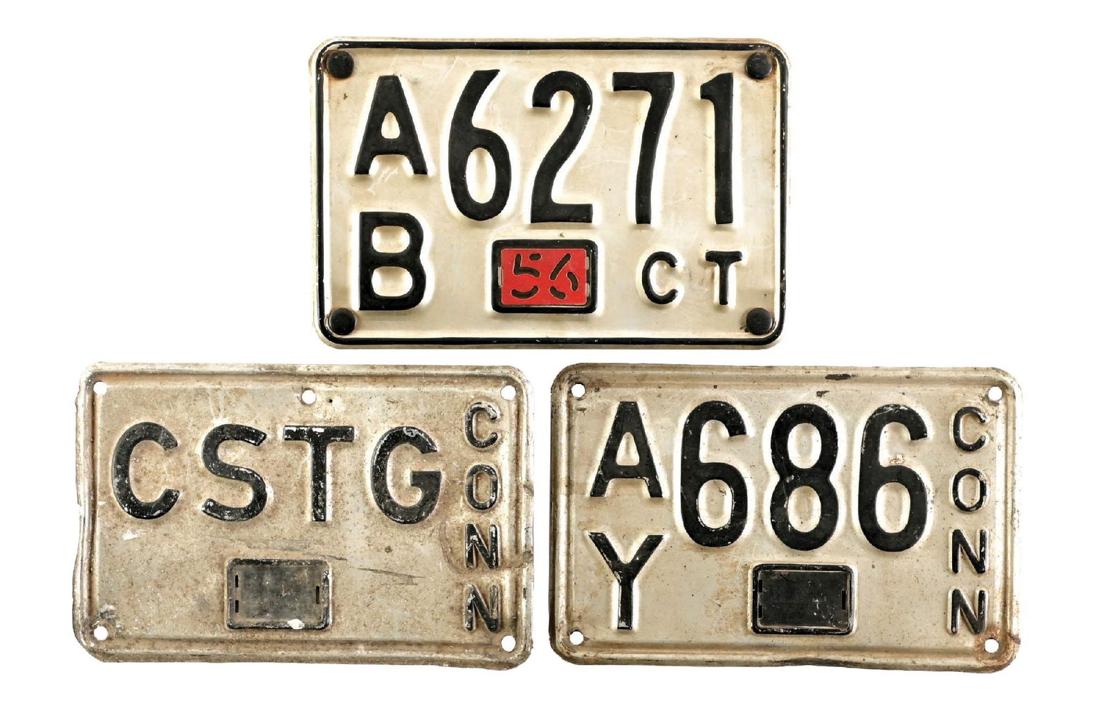 COLLECTION OF 3: CONNECTICUT EMBOSSED TIN LICENSE PLATES (1 of 2)