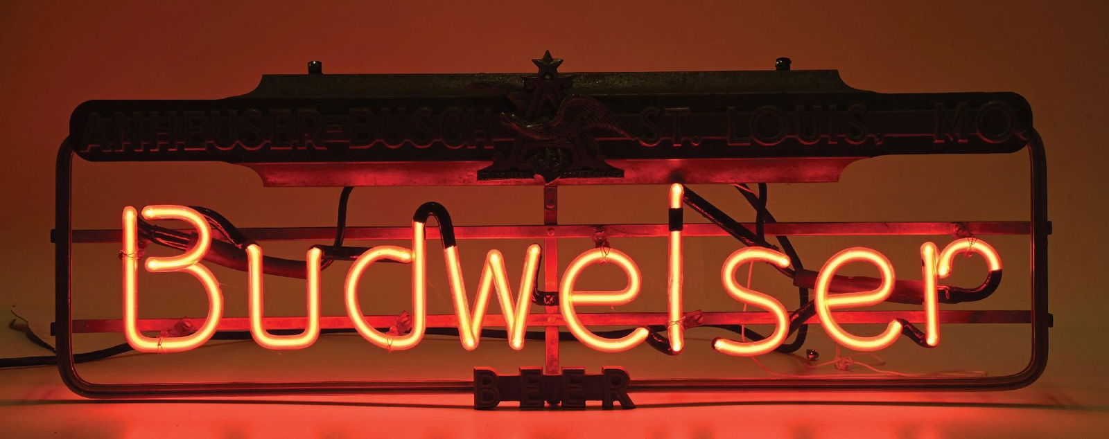 BUDWEISER BEER METAL CASED NEON SIGN (1 of 4)